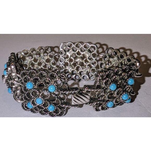 Emmons Jewelry - 1960's Vintage Caroline Emmons Silver Tone "Blue Reverie" Bracelet